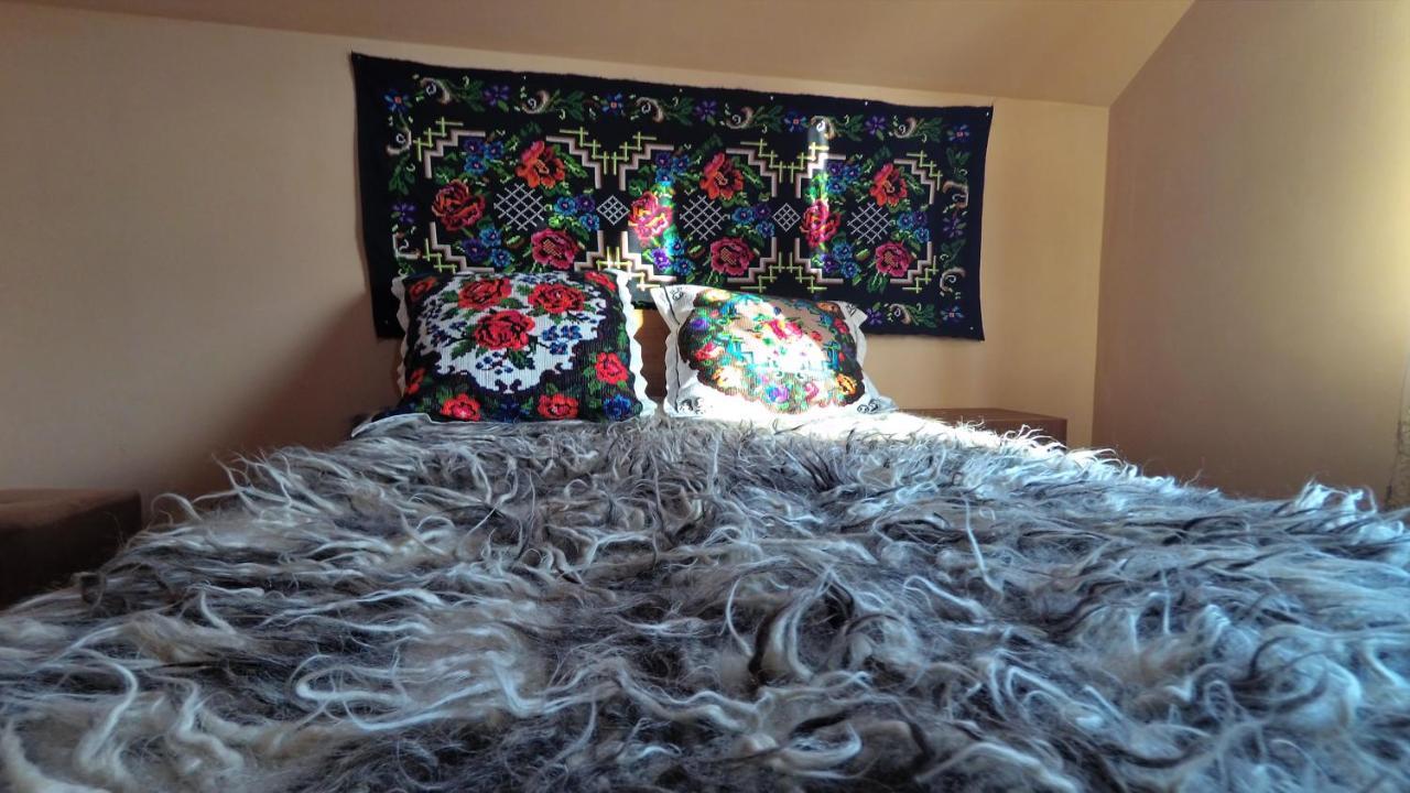 Acasa In Maramures Feresti Luaran gambar