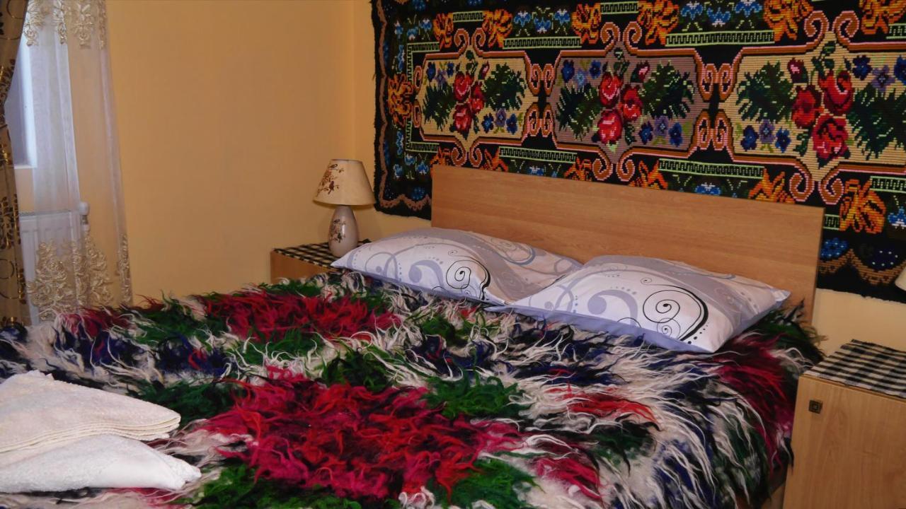 Acasa In Maramures Feresti Luaran gambar